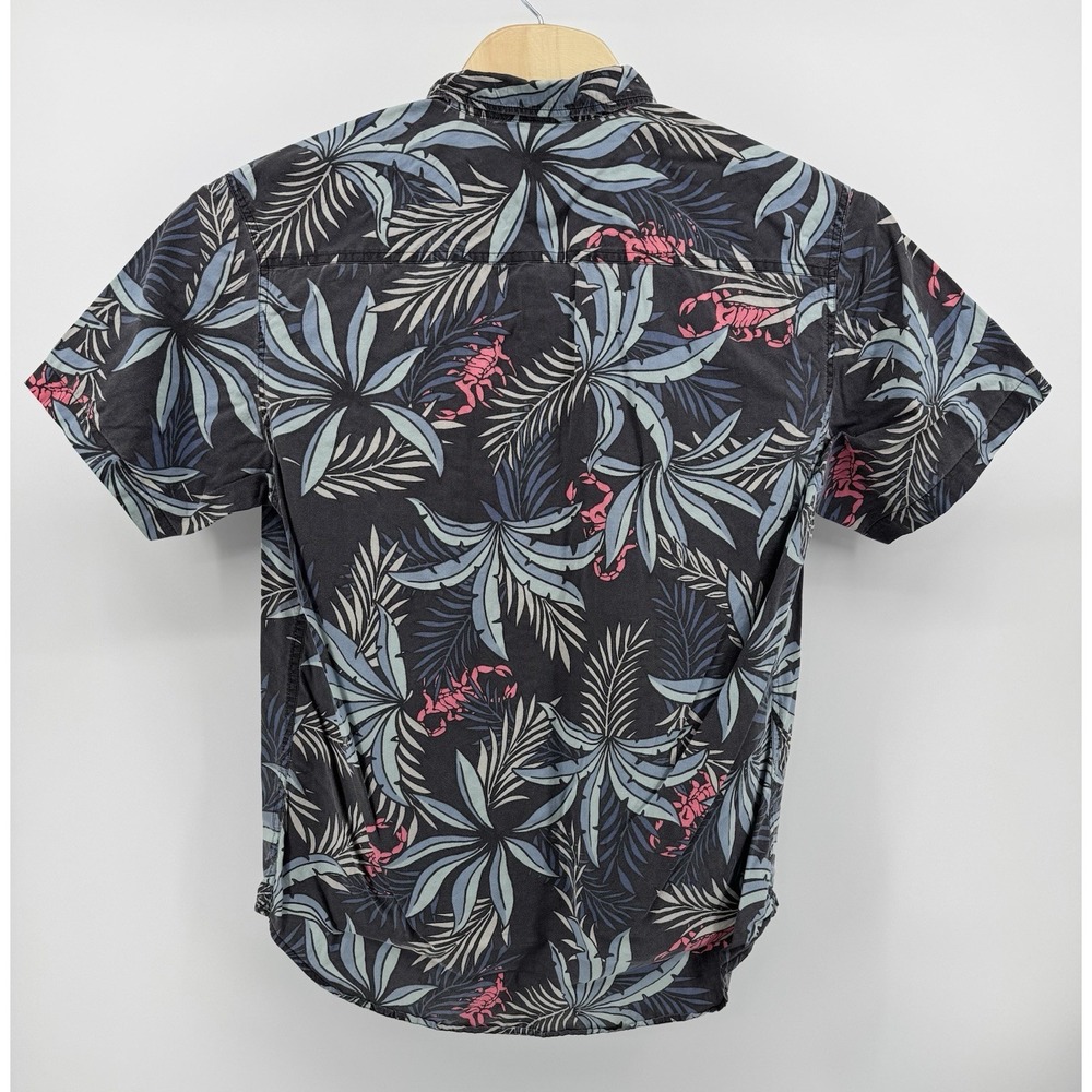 Quicksilver Hawaiian Shirt Men's Size 2XL Floral Tropical Beach Aloha - Picture 4 of 11